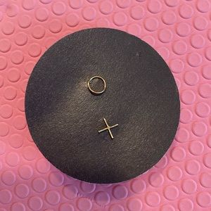 Earnings small very cute